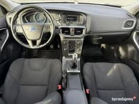 Używany Volvo V40 Kinetic 114 KM (83 kW) 2014 Biały Hatchback