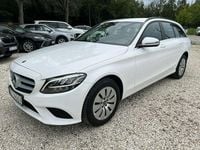 Używany Mercedes C220 194 KM (142 kW) 2018 Biały Kombi