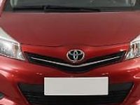 Używany Toyota Yaris 69 KM (50 kW) 2011 Czerwony Hatchback