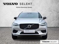 Używany Volvo XC60 235 KM (172 kW) 2021 Srebrny SUV