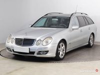 Używany Mercedes E320 2007 Srebrny Kombi