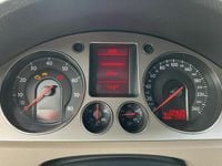 Używany VW Passat 160 KM (117 kW) 2008 Brązowobeżowy Sedan/Limuzyna