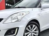 Używany Suzuki Swift 75 KM (55 kW) 2015 Biały Hatchback