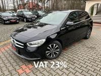 Używany Mercedes B180 116 KM (85 kW) 2020 Czarny Minivan