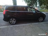 Używany Peugeot 5008 2010 Minivan