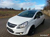 używany Opel Corsa 1.4 benz.-90 kM,wersja COSMO,Black dach.