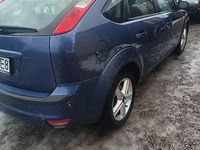 Używany Ford Focus 2004 Granatowy Hatchback