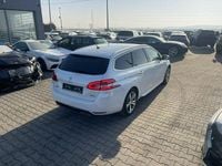 używany Peugeot 308 1.2dm 130KM 2019r. 66 450km