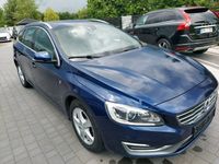 Używany Volvo V60 Ocean Race 181 KM (133 kW) 2014 Niebieski Kombi