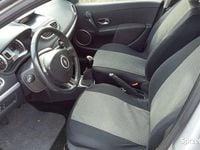 Używany Renault Clio III 2005 Srebrny Hatchback