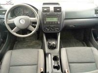 używany VW Golf V 1.9dm 105KM 2005r. 131 000km