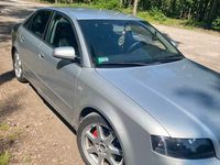 Używany Audi A4 2003 Srebrny Sedan/Limuzyna