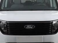 Używany Ford Tourneo 101 KM (74 kW) 2024 Biały Pickup