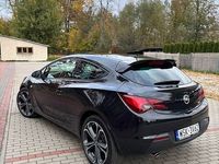 Używany Opel Astra GTC 2012 Czarny Coupe