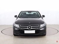 Używany Mercedes E200 2017 Czarny Sedan/Limuzyna