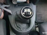 Używany VW Touran 2006 Srebrny Minivan