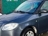 Używany Skoda Fabia 70 KM (51 kW) 2009 Szary Hatchback