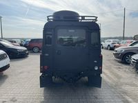 używany Land Rover Defender 2.2dm 122KM 2012r. 81 500km