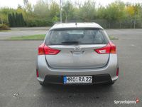 używany Toyota Auris 