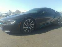 używany BMW i8 2015, 1.5L, porysowany lakier