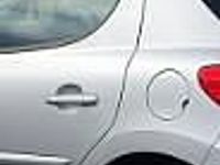 używany Peugeot 207 1,4 - 73 PS-Bardzo dobry silnik/Klimatronik/Tempomat