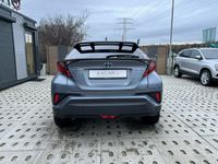 używany Toyota C-HR 1.8dm 122KM 2021r. 54 043km