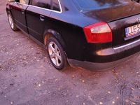 Używany Audi A4 2004 Czarny Sedan/Limuzyna