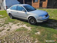 Używany VW Passat 1999 Srebrny Sedan/Limuzyna