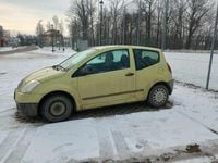 Używany Citroën C2 2006 Żółtozłoty Hatchback