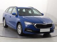 Używany Skoda Octavia 110 KM (80 kW) 2022 Niebieski Kombi