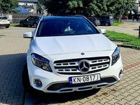 Używany Mercedes GLA250 211 KM (155 kW) 2018 Biały SUV