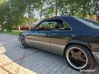 Używany Mercedes E320 1995 Czarny Coupe