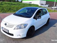 używany Toyota Auris 2.0 D4D Lift / Klimatyzacja/ Tempomat/