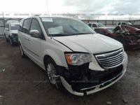 używany Chrysler Town & Country 2012, 3.6L, uszkodzony przód