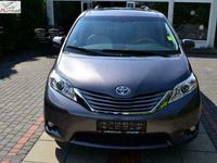 Używany Toyota Sienna 266 KM (195 kW) 2011 Szary Minivan