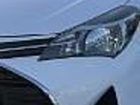 używany Toyota Yaris Yaris 2014 1.3 benzyna Salon Polska przebieg 84tyś bez…