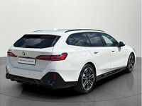 Używany BMW 520 Comfort Edition 197 KM (144 kW) 2024 Biel alpejska Kombi