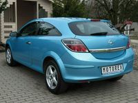 używany Opel Astra 1.6dm 116KM 2009r. 146 000km