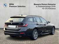 Używany BMW 318 Shadowline 156 KM (114 kW) 2021 Czarny Kombi