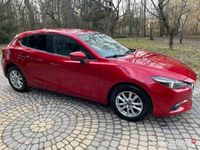 używany Mazda 3 bogate wyposażenie i niski przebieg.