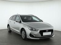 Używany Hyundai i30 120 KM (88 kW) 2019 Srebrny Kombi
