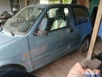 używany Fiat Cinquecento 900 uszkodzony silnik podwozie po renowacji