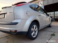 Używany Ford Focus 2006 Srebrny Hatchback