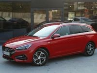 Używany Hyundai i30 Comfort 160 KM (117 kW) 2020 Czerwony (metalik) Kombi