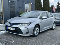 Używany Toyota Corolla 122 KM (89 kW) 2021 Srebrny (metalik) Sedan/Limuzyna