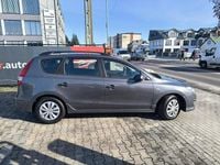 Używany Hyundai i30 109 KM (80 kW) 2011 Szary Kombi