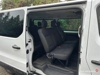 używany Renault Trafic III 1,6 diesel wersja long 9 osób