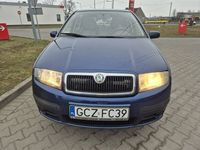 Używany Skoda Fabia 64 KM (47 kW) 2006 Niebieski (metalik) Hatchback