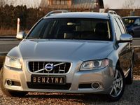 Używany Volvo V70 203 KM (149 kW) 2010 Szary (metalik, perła) Kombi