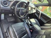 używany Toyota RAV4 Hybrid 2016r